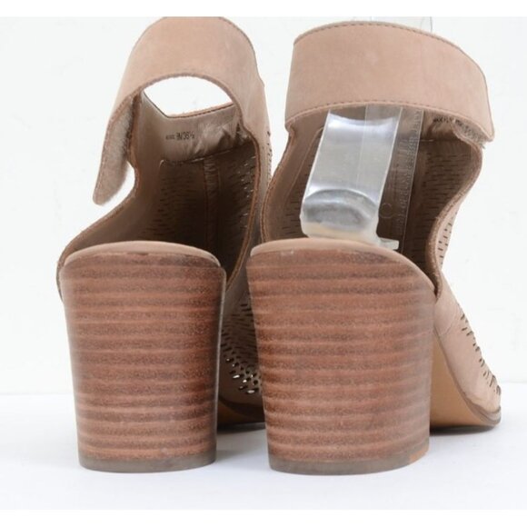 Vince Camuto 'Lavette' Perforated Leather Peep Toe Anklet Bootie Women's 8M - Picture 7 of 10